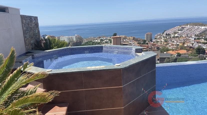 7 soveværelse Villa til salg i Cotobro med swimmingpool garage - € 2.900.000 (Ref: 7639698)