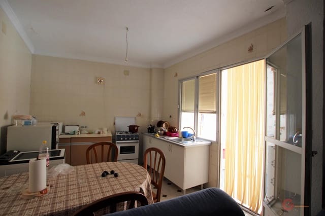 5 soverom Villa til salgs i Molvízar med garasje - € 159 000 (Ref: 7737587)