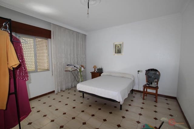 5 soverom Villa til salgs i Molvízar med garasje - € 159 000 (Ref: 7737587)