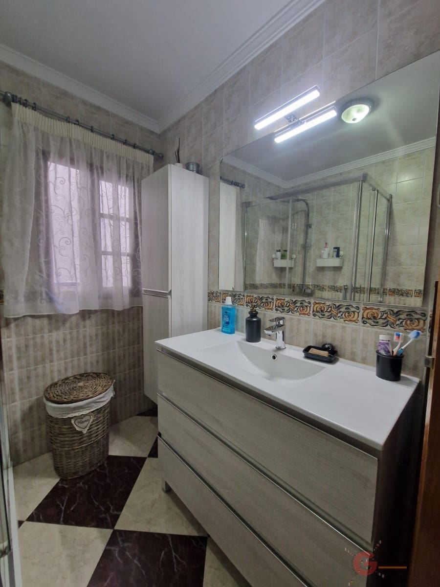 4 soverom Villa til salgs i Molvizar med garasje - € 215 000 (Ref: 7849047)