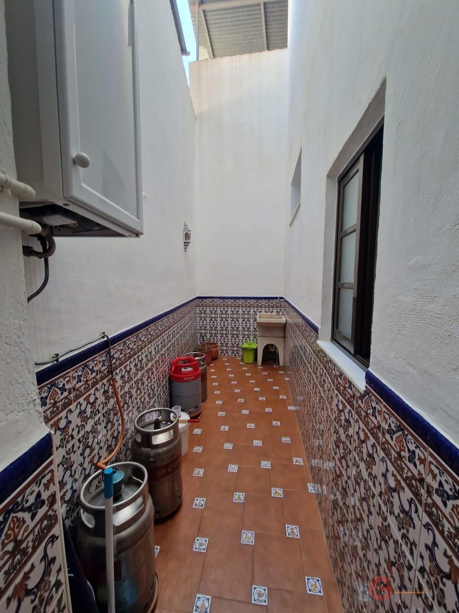 4 soverom Villa til salgs i Molvizar med garasje - € 215 000 (Ref: 7849047)