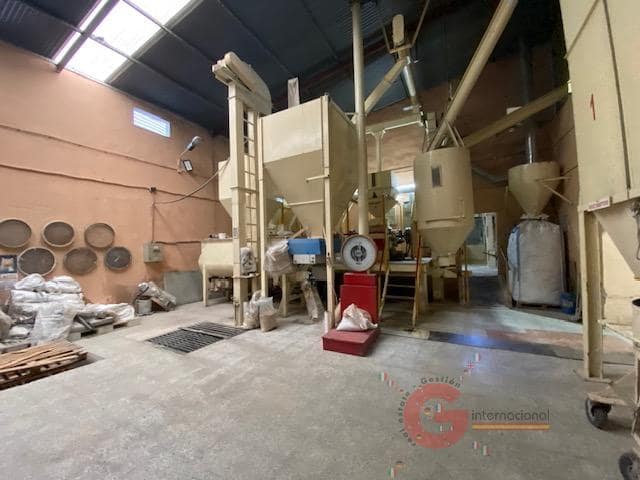 Komercyjne na sprzedaż w Noalejo - 950 000 € (Ref: 7867485)