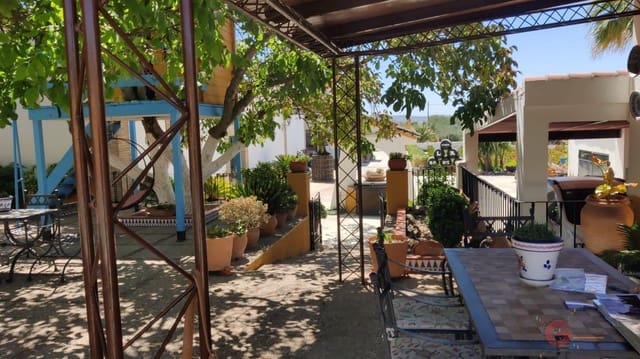 8 soveværelse Villa til salg i Montilla med swimmingpool garage - € 900.000 (Ref: 7867488)