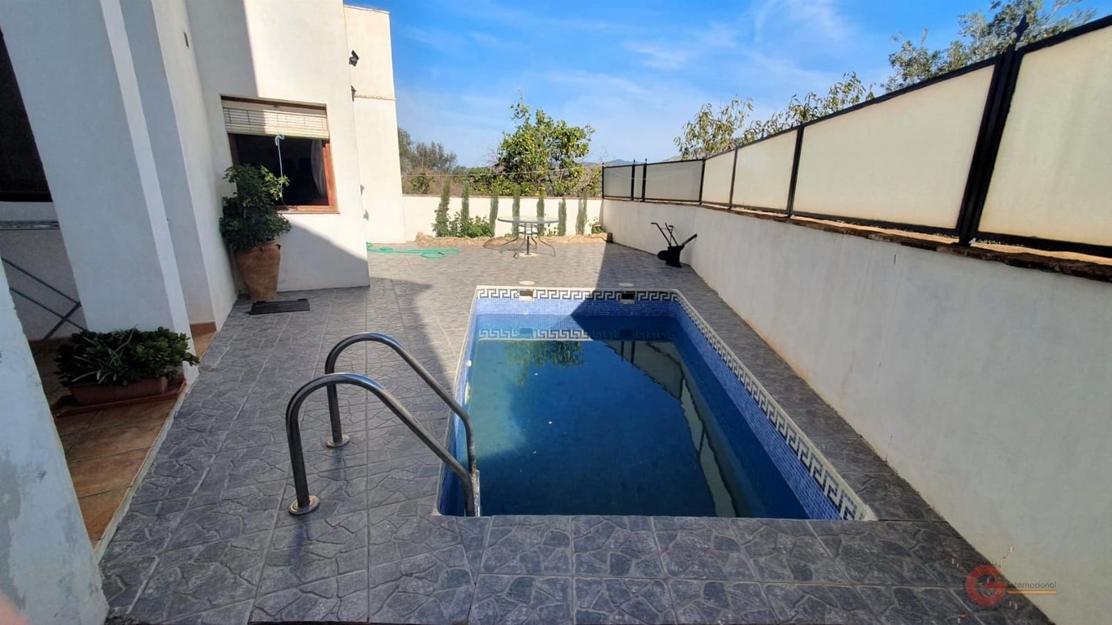 7 soveværelse Villa til salg i Pinar med swimmingpool - € 265.000 (Ref: 7893513)