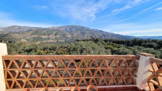 7 soveværelse Villa til salg i Píñar med swimmingpool - € 265.000 (Ref: 7893513)