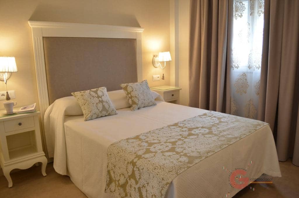 17 soveværelse Hotel til salg i Casariche med garage - € 2.100.000 (Ref: 7947985)