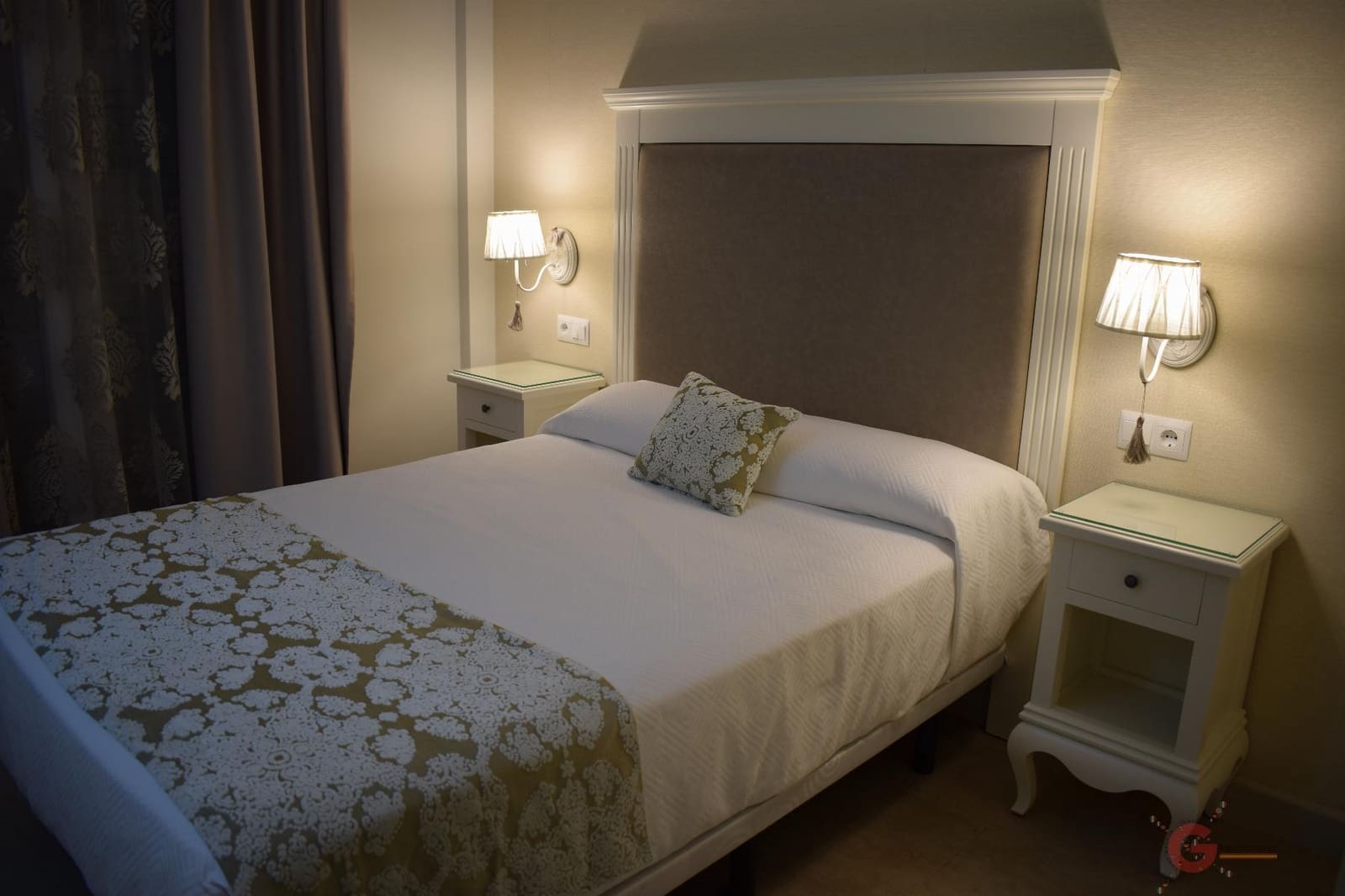 17 soveværelse Hotel til salg i Casariche med garage - € 2.100.000 (Ref: 7947985)