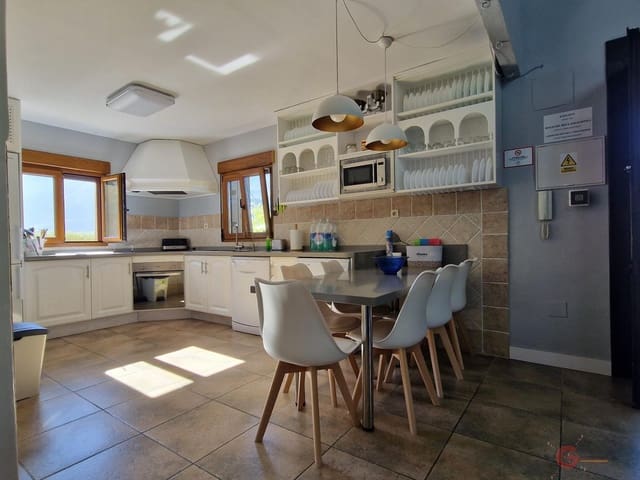 3 soveværelse Finca/Landehus til salg i Guajar Fondon, Los Guajares med swimmingpool - € 380.000 (Ref: 7968894)