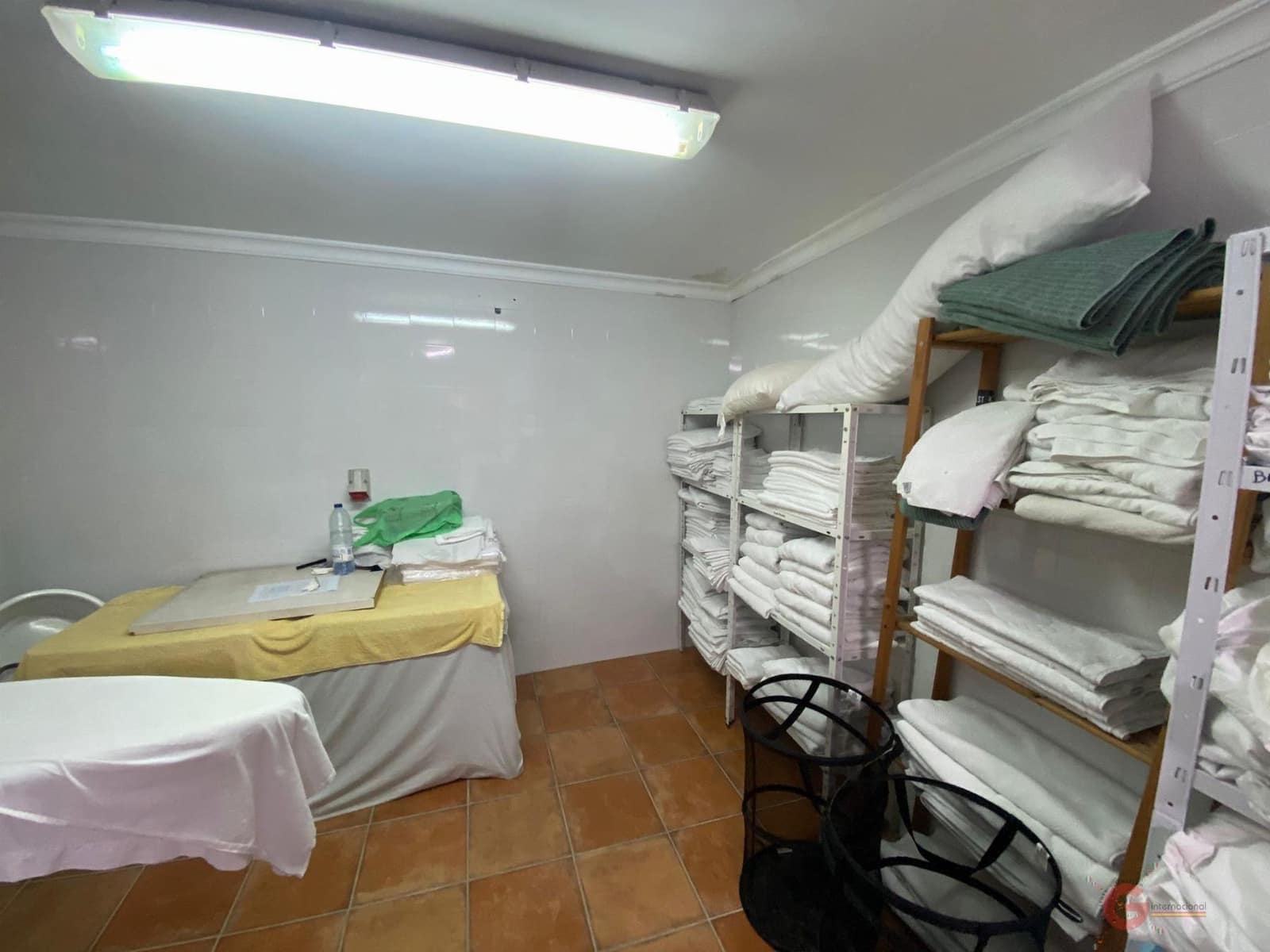 9 soveværelse Hotel til salg i Torrox - € 850.000 (Ref: 7998257)