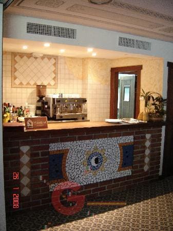 9 slaapkamer Hotel te koop in Torrox Pueblo, Torrox - € 850.000 (Ref: 7998257)