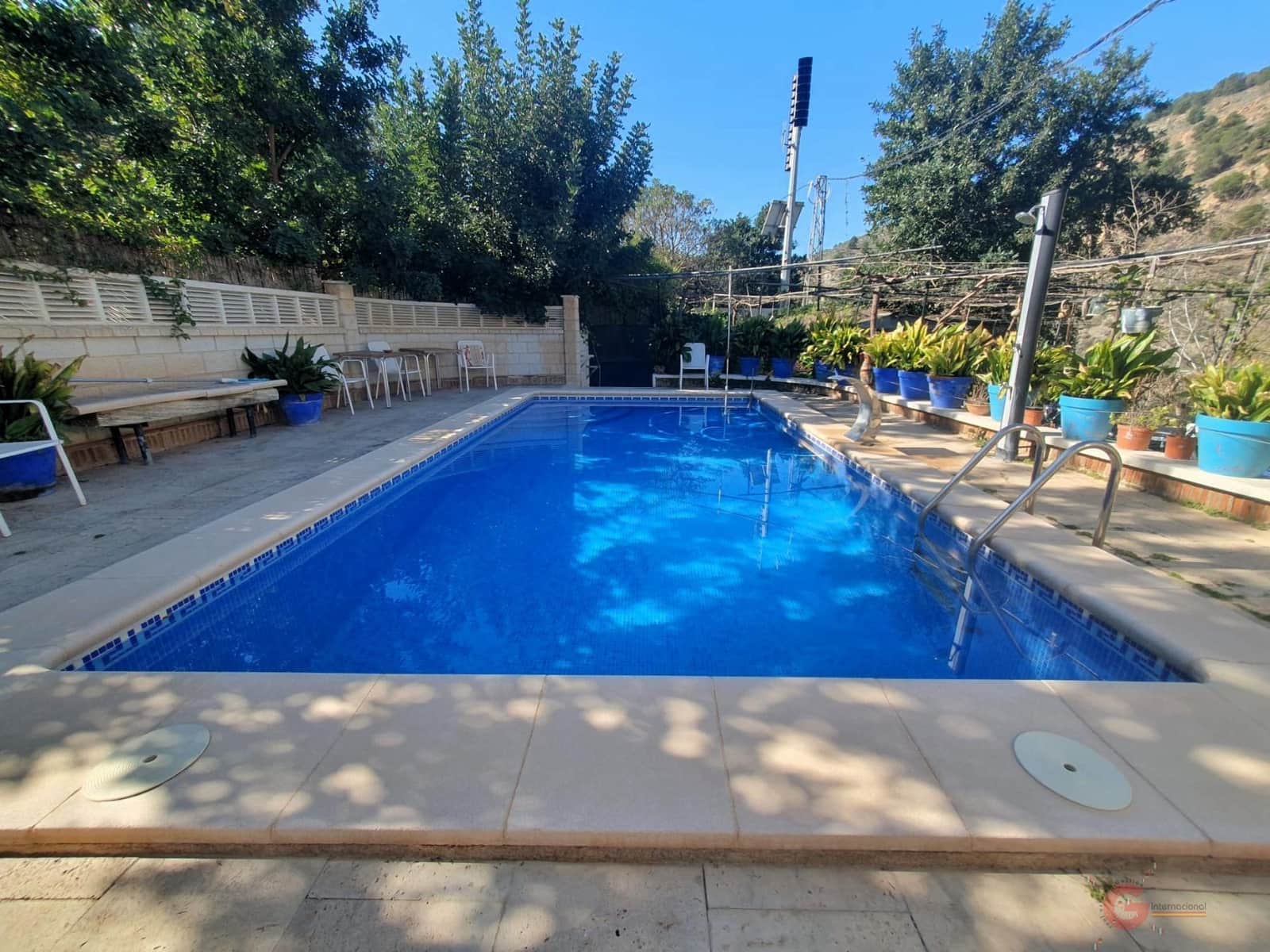 6 soveværelse Finca/Landehus til salg i Velez de Benaudalla med swimmingpool garage - € 545.000 (Ref: 8130702)