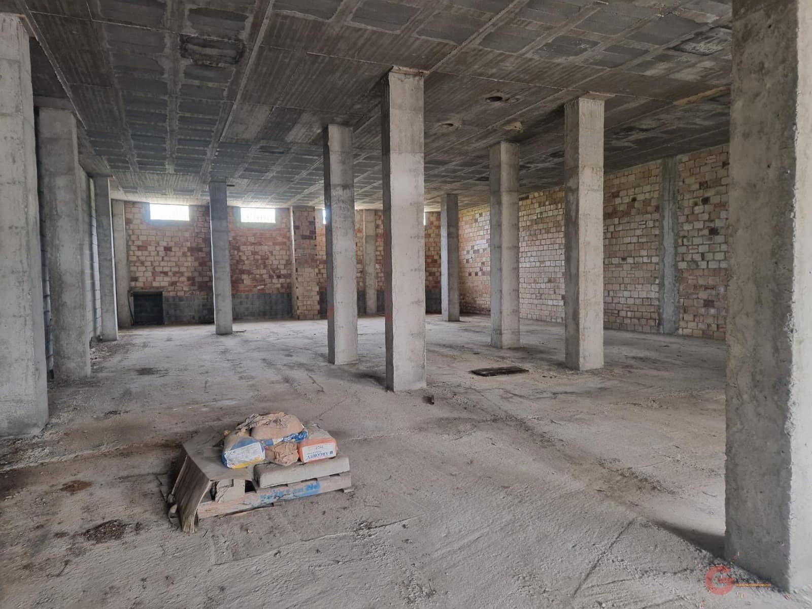 Kommersiell til salgs i Salobrena - € 999 999 (Ref: 8141800)