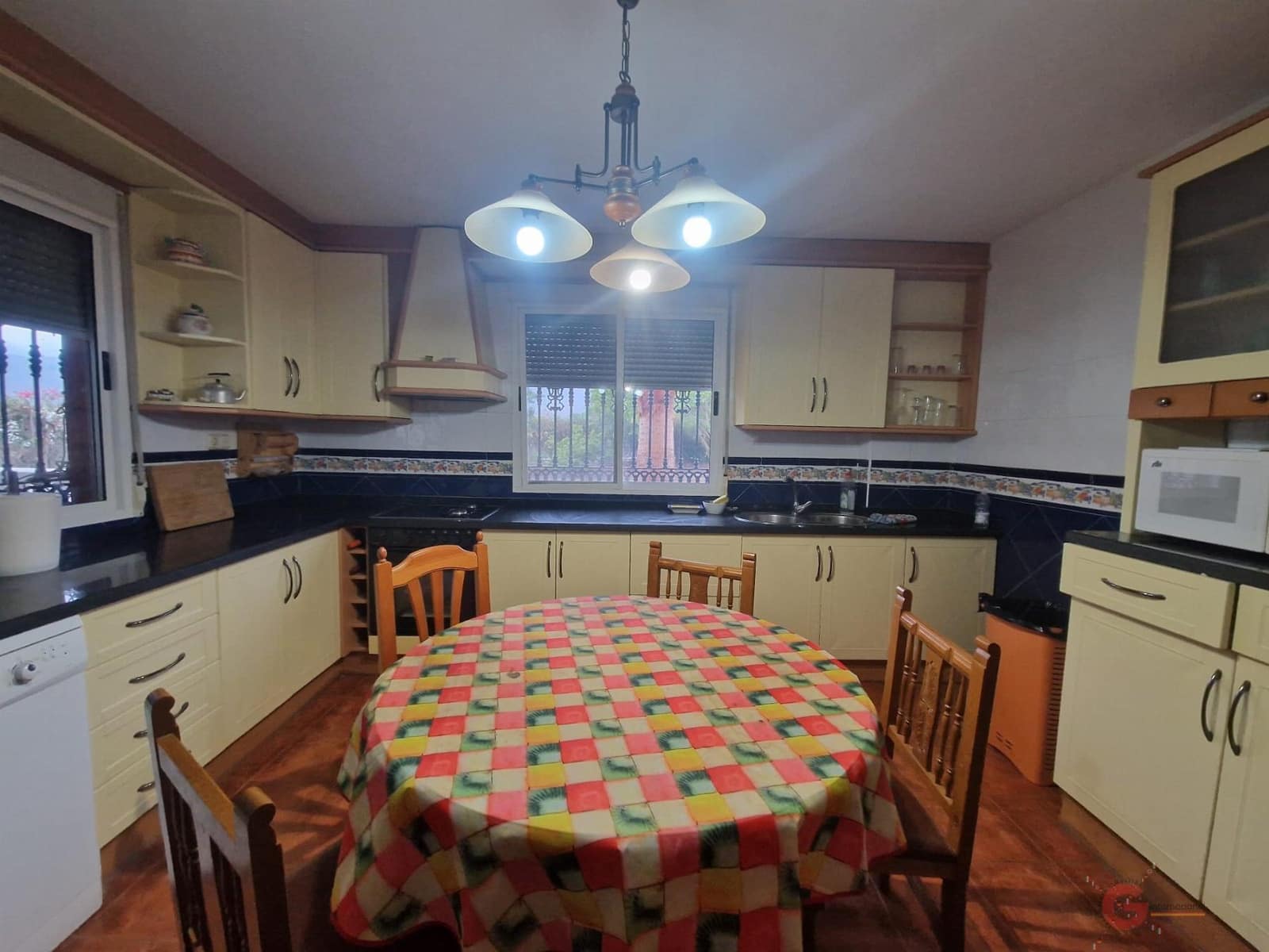 7 soveværelse Villa til salg i Molvizar - € 382.000 (Ref: 8141801)