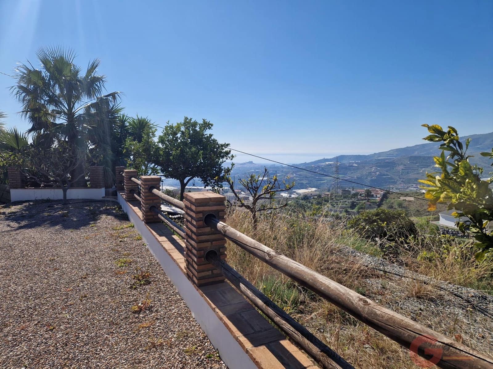 3 soveværelse Finca/Landehus til salg i Molvizar med swimmingpool garage - € 350.000 (Ref: 8164970)