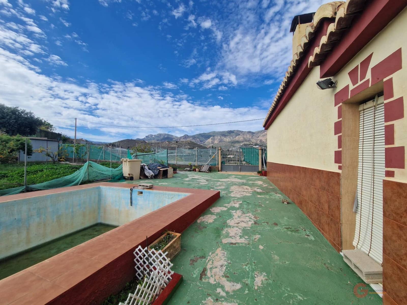 2 bedroom Finca/Country House for sale in Salobrena - € 185,000 (Ref: 8202319)