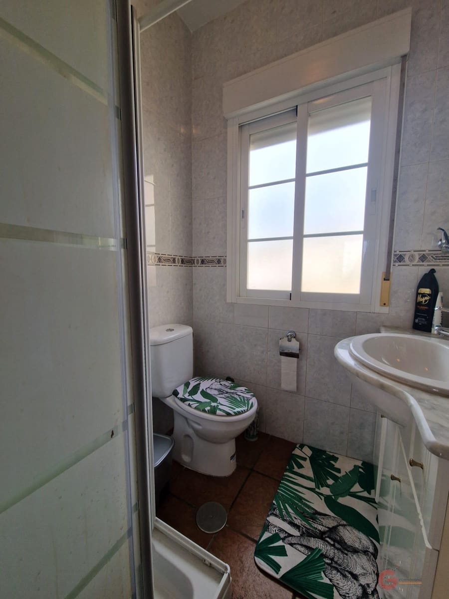 2 soveværelse Finca/Landehus til salg i Salobrena med swimmingpool garage - € 265.000 (Ref: 8202320)