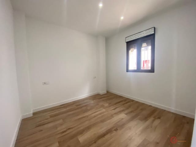 4 bedroom Villa for sale in Almuñécar - € 360,000 (Ref: 8246603)