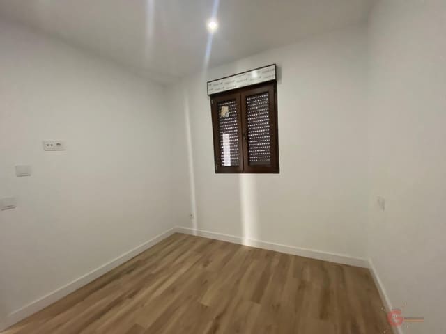 4 bedroom Villa for sale in Almuñécar - € 360,000 (Ref: 8246603)