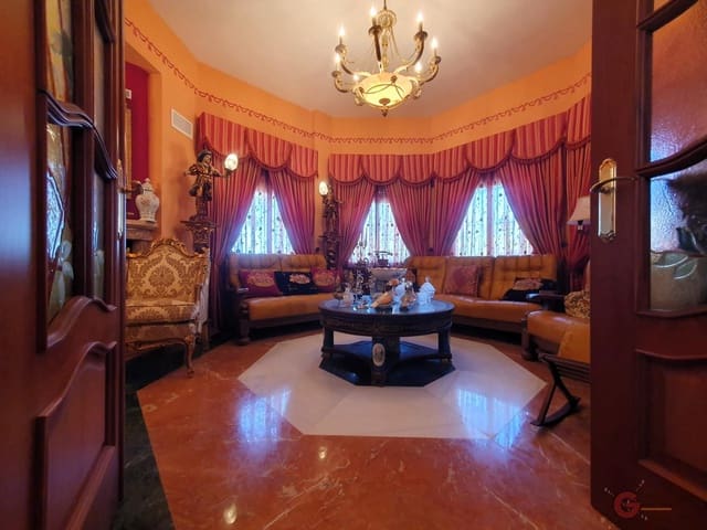 5 soverom Villa til salgs i Motril med svømmebasseng garasje - € 1 000 000 (Ref: 8286260)