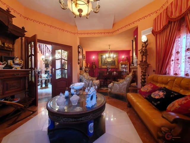 5 soverom Villa til salgs i Motril med svømmebasseng garasje - € 1 000 000 (Ref: 8286260)