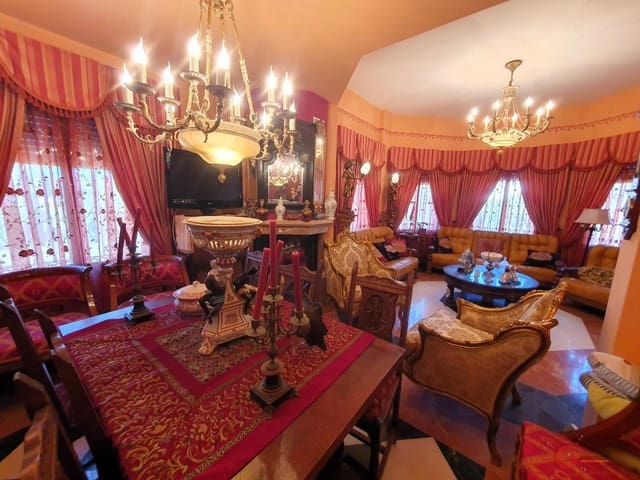 5 soverom Villa til salgs i Motril med svømmebasseng garasje - € 1 000 000 (Ref: 8286260)