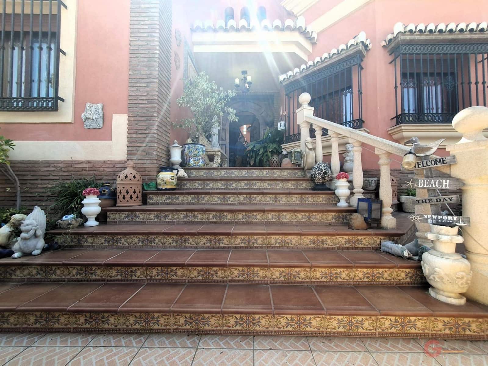 5 soveværelse Villa til salg i Motril med swimmingpool garage - € 1.000.000 (Ref: 8286260)