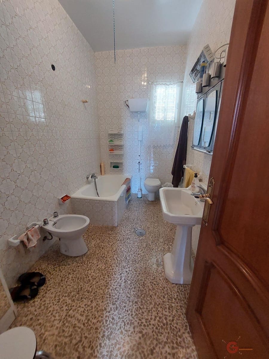 5 camera da letto Villa in vendita in Salobrena con garage - 390.000 € (Rif: 8333362)