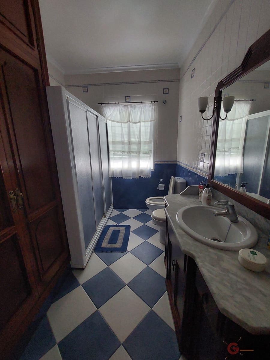 5 camera da letto Villa in vendita in Salobrena con garage - 390.000 € (Rif: 8333362)