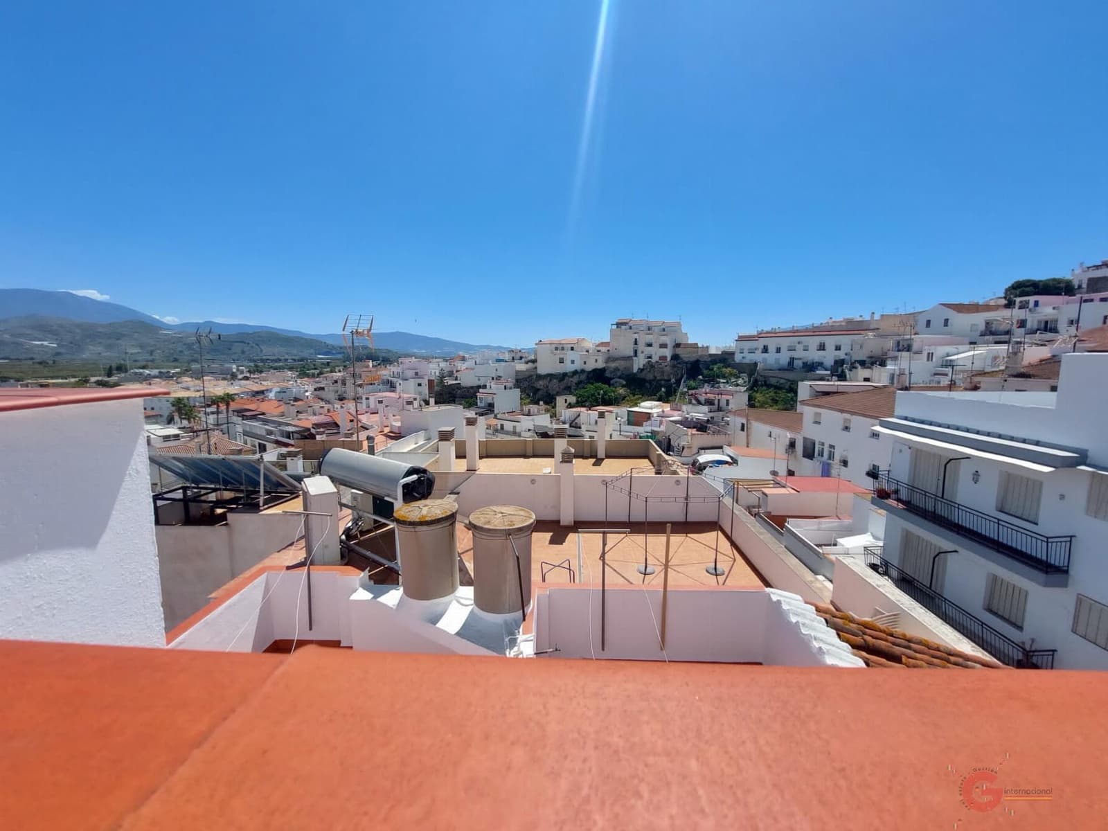 4 quarto Moradia para venda em Salobrena com garagem - 335 000 € (Ref: 8333368)