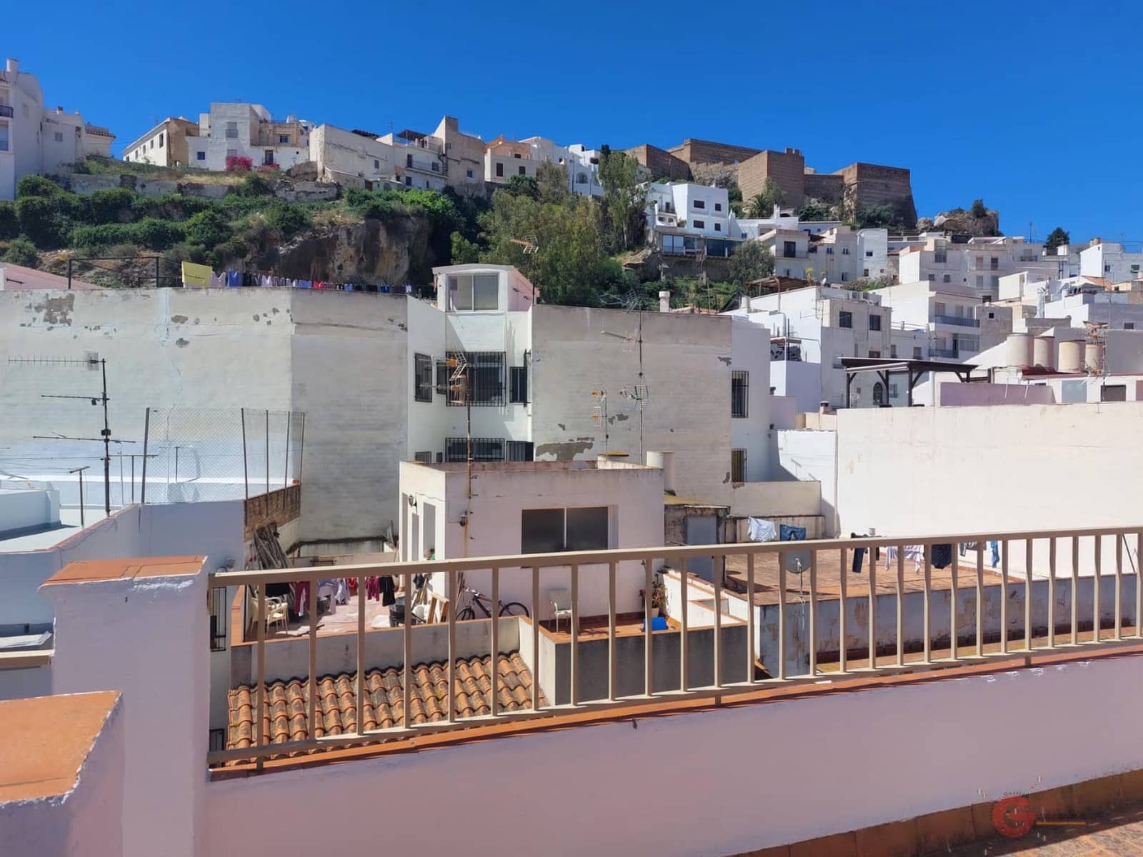 4 quarto Moradia para venda em Salobrena com garagem - 335 000 € (Ref: 8333368)