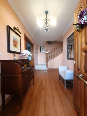 5 soveværelse Villa til salg i Motril med swimmingpool garage - € 390.000 (Ref: 8358348)