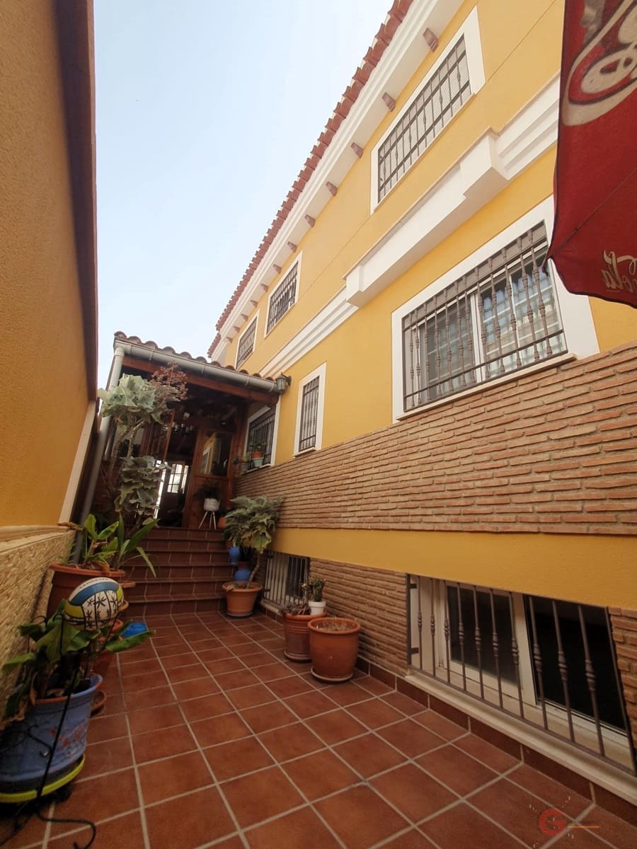 5 camera da letto Villa in vendita in Motril con piscina garage - 390.000 € (Rif: 8358348)