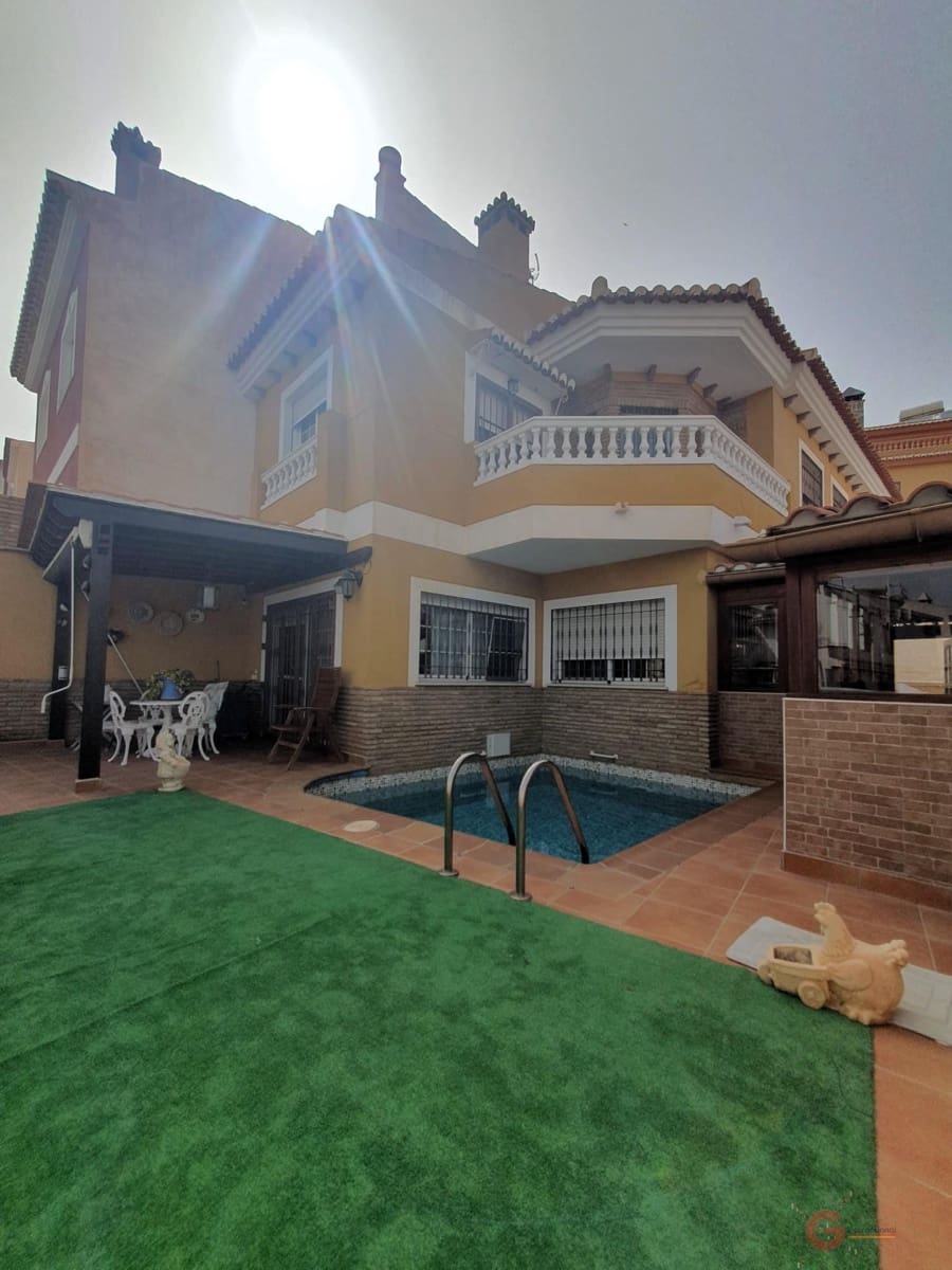 5 camera da letto Villa in vendita in Motril con piscina garage - 390.000 € (Rif: 8358348)