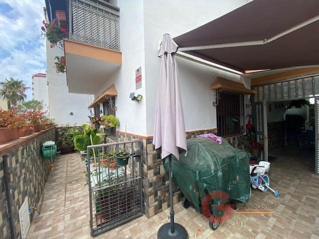 4 camera da letto Villa in vendita in Torrox-Costa - 335.000 € (Rif: 8411027)