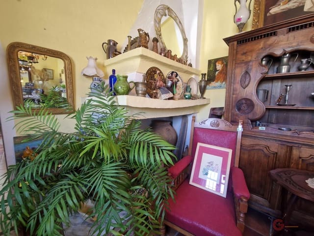 4 bedroom Commercial for sale in Lobres, Salobreña - € 430,000 (Ref: 8422885)