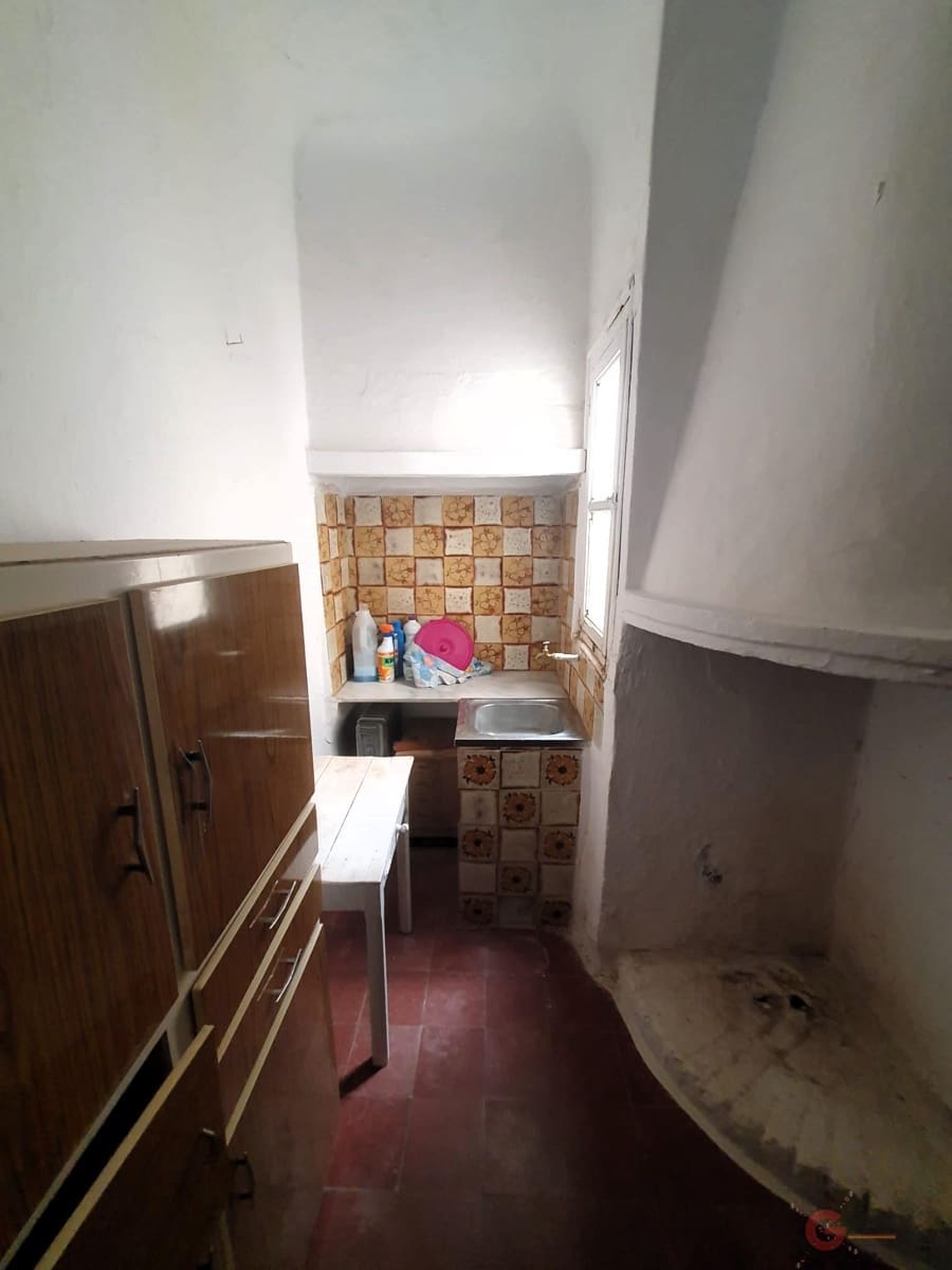 Kommersiell til salgs i Lanjaron - € 191 000 (Ref: 8456434)