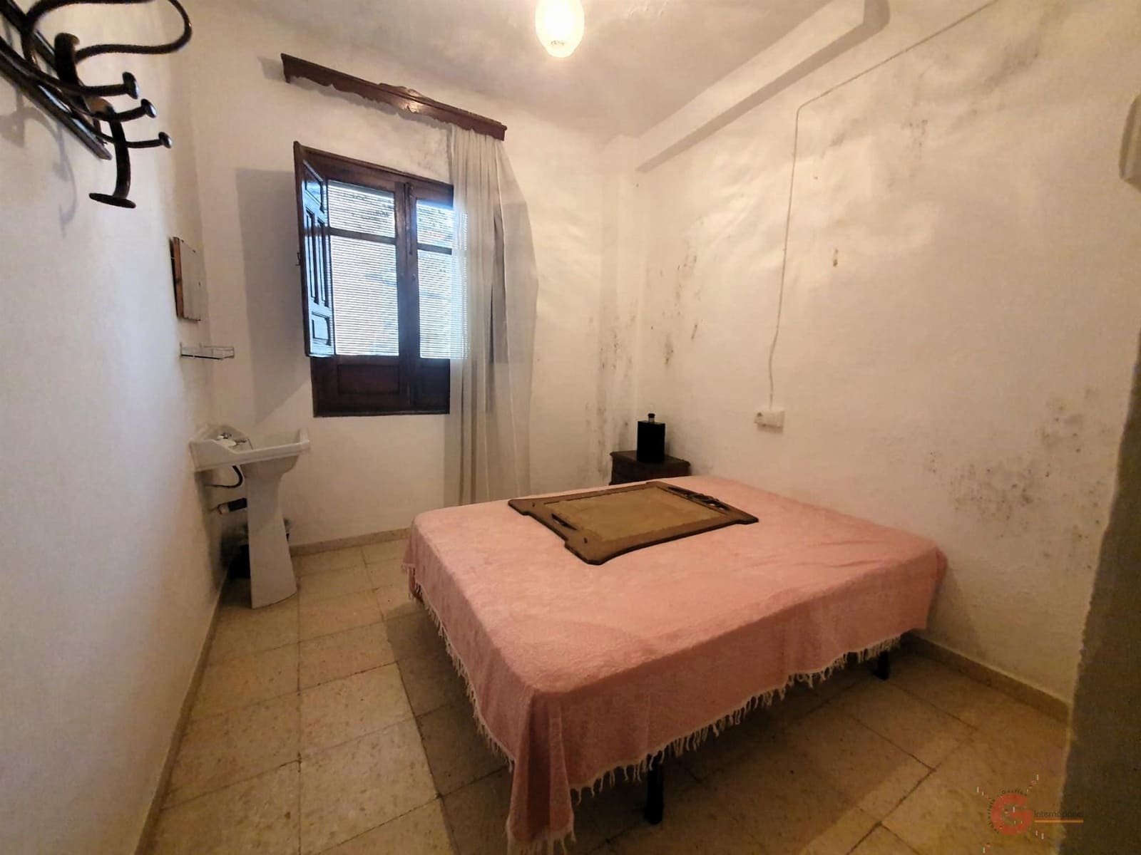 Kommersiell til salgs i Lanjaron - € 191 000 (Ref: 8456434)