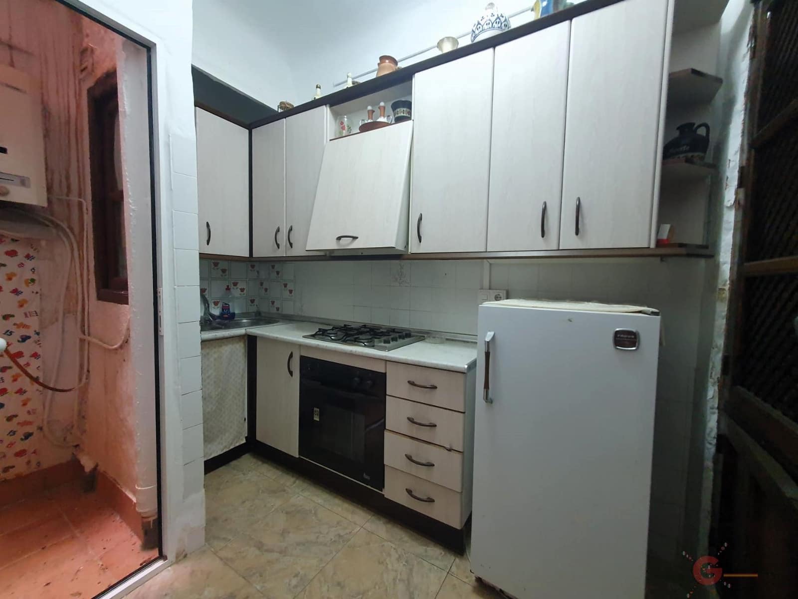 Kommersiell til salgs i Lanjaron - € 191 000 (Ref: 8456434)