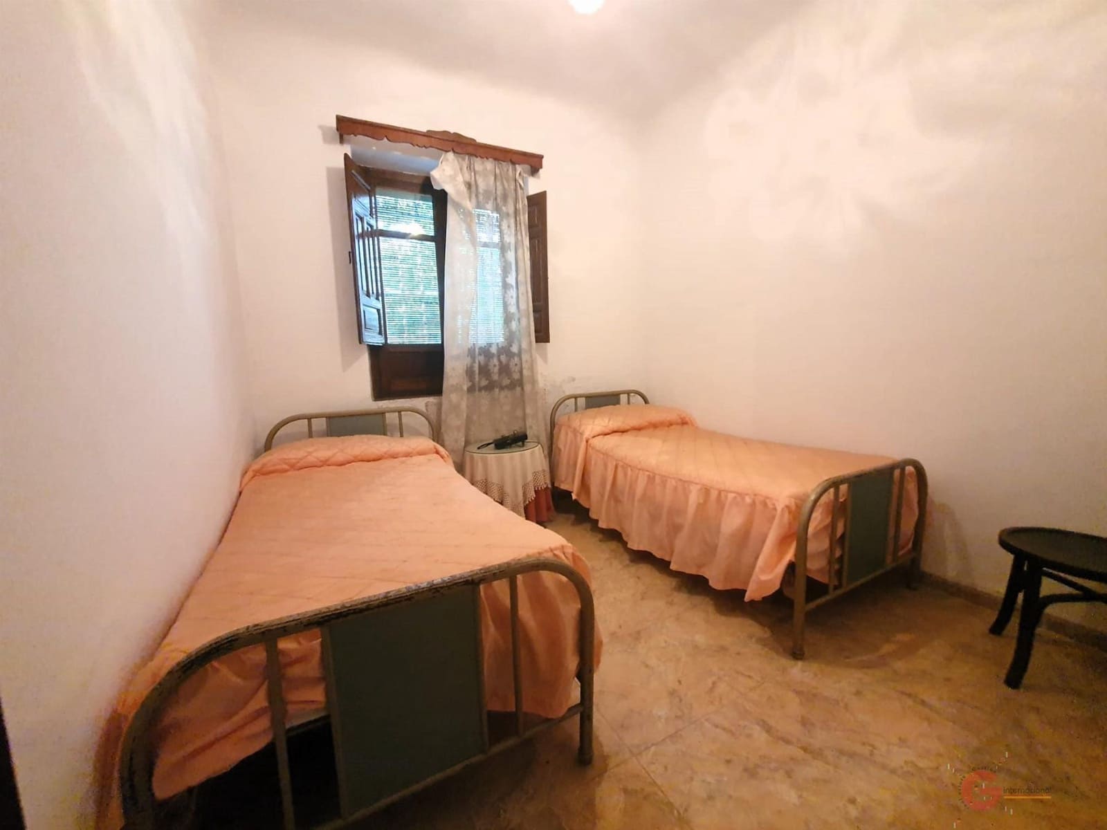 Kommersiell til salgs i Lanjaron - € 191 000 (Ref: 8456434)