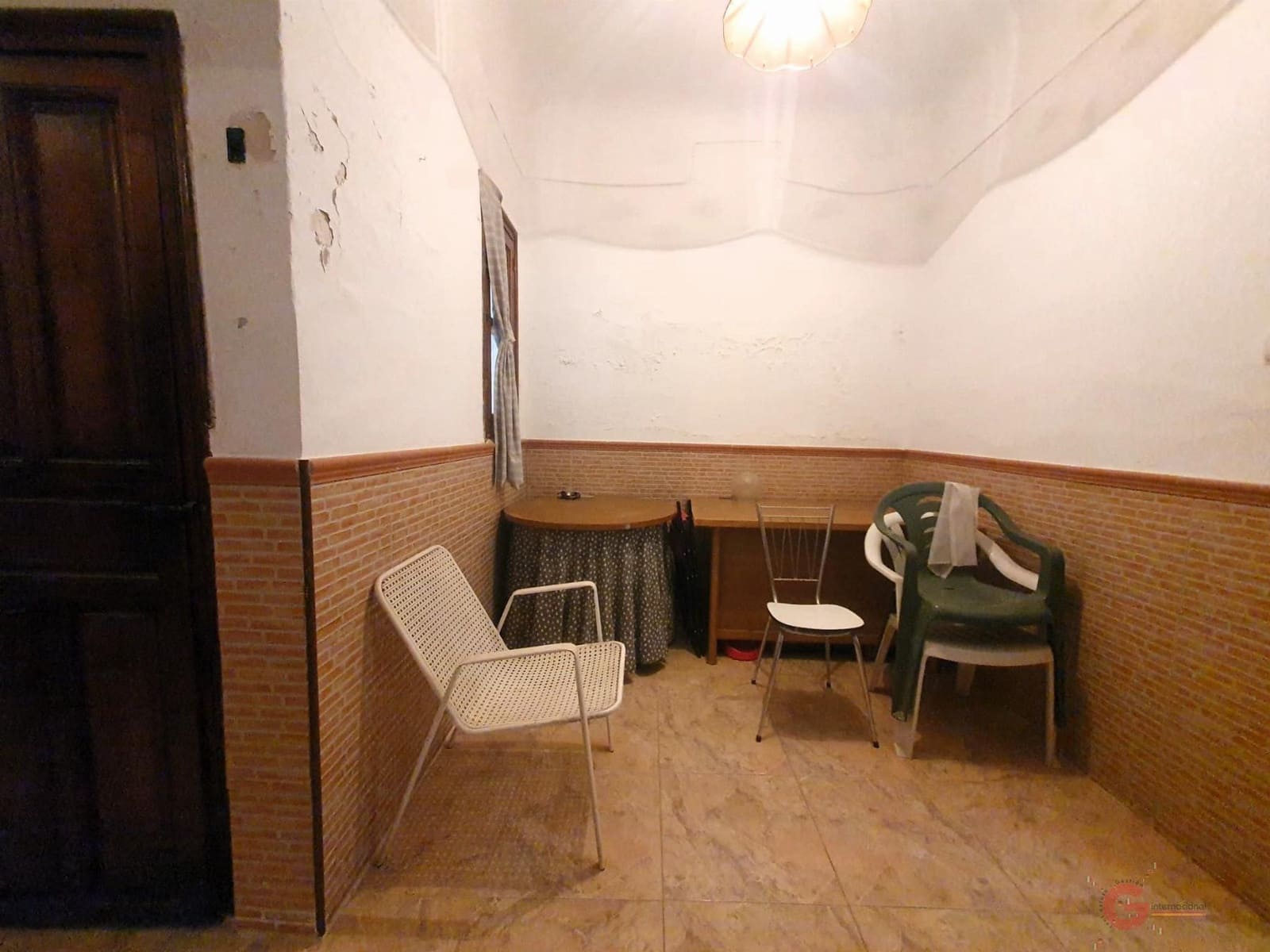 Kommersiell til salgs i Lanjaron - € 191 000 (Ref: 8456434)