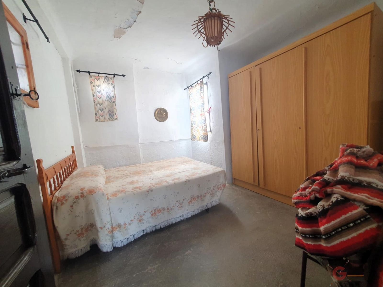 Kommersiell til salgs i Lanjaron - € 191 000 (Ref: 8456434)