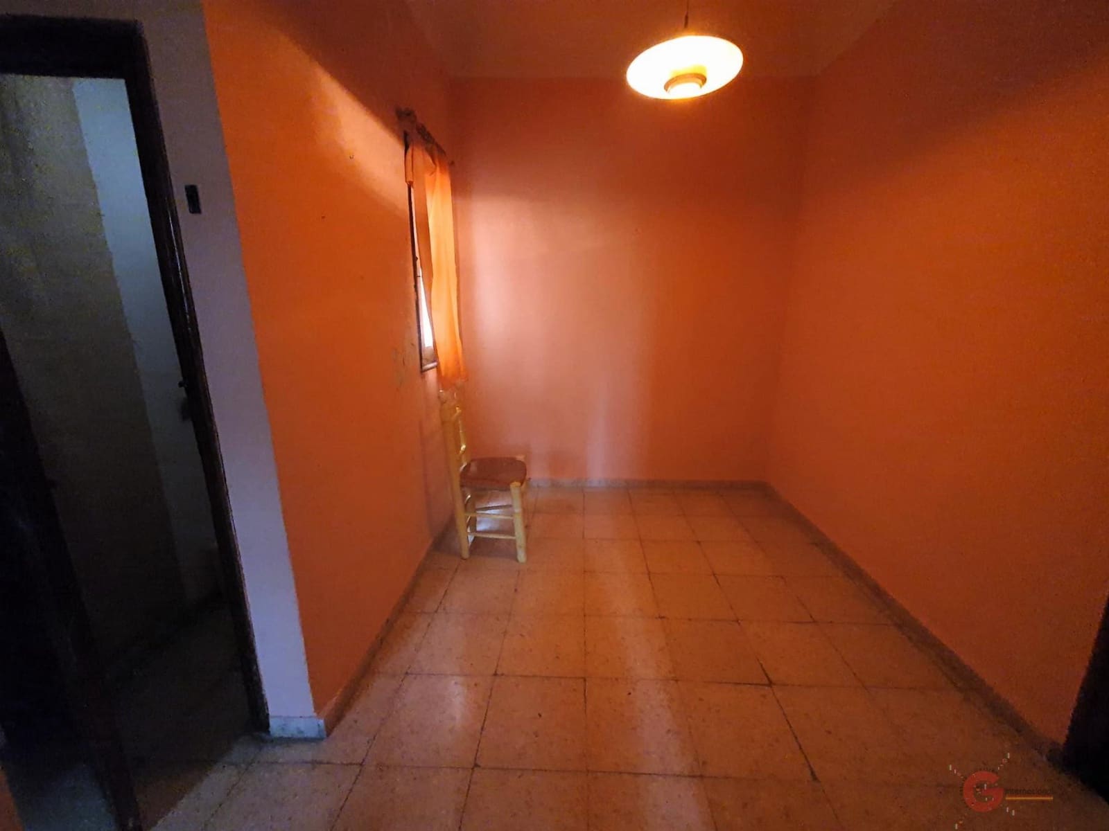 Kommersiell til salgs i Lanjaron - € 191 000 (Ref: 8456434)