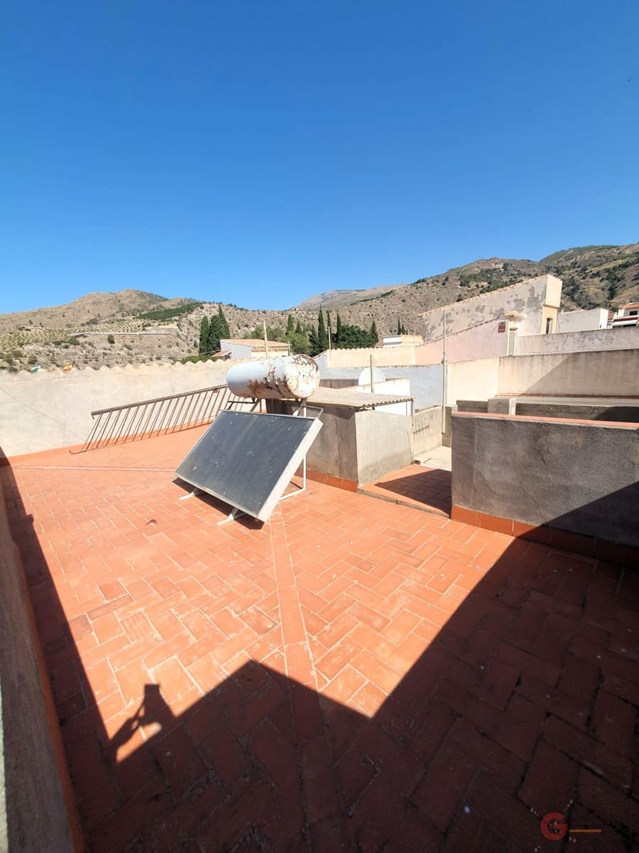 5 soveværelse Villa til salg i Velez de Benaudalla - € 143.000 (Ref: 8456442)