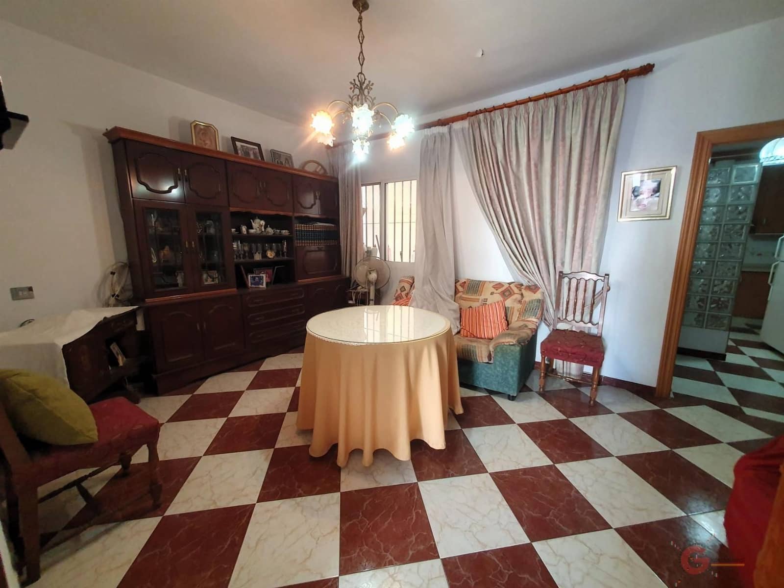 5 soveværelse Villa til salg i Velez de Benaudalla - € 143.000 (Ref: 8456442)