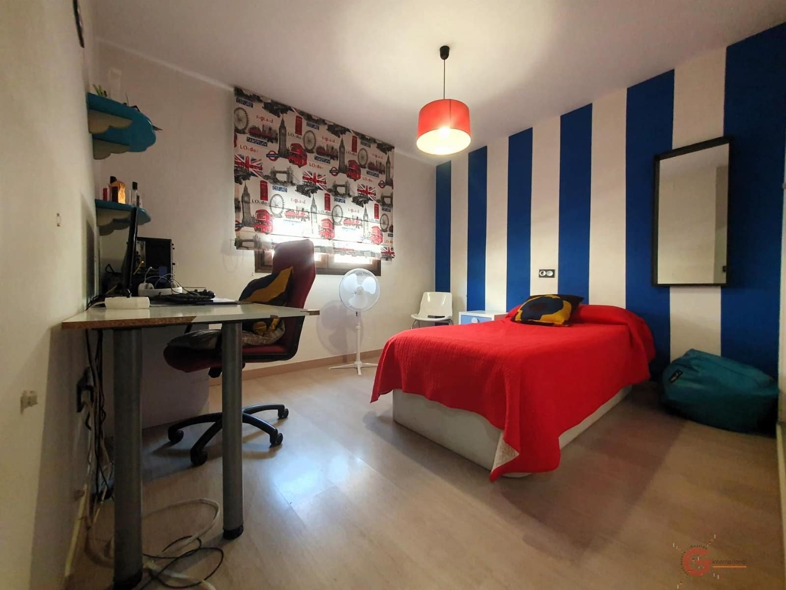 4 soveværelse Villa til salg i Velez de Benaudalla med swimmingpool garage - € 400.000 (Ref: 8456447)