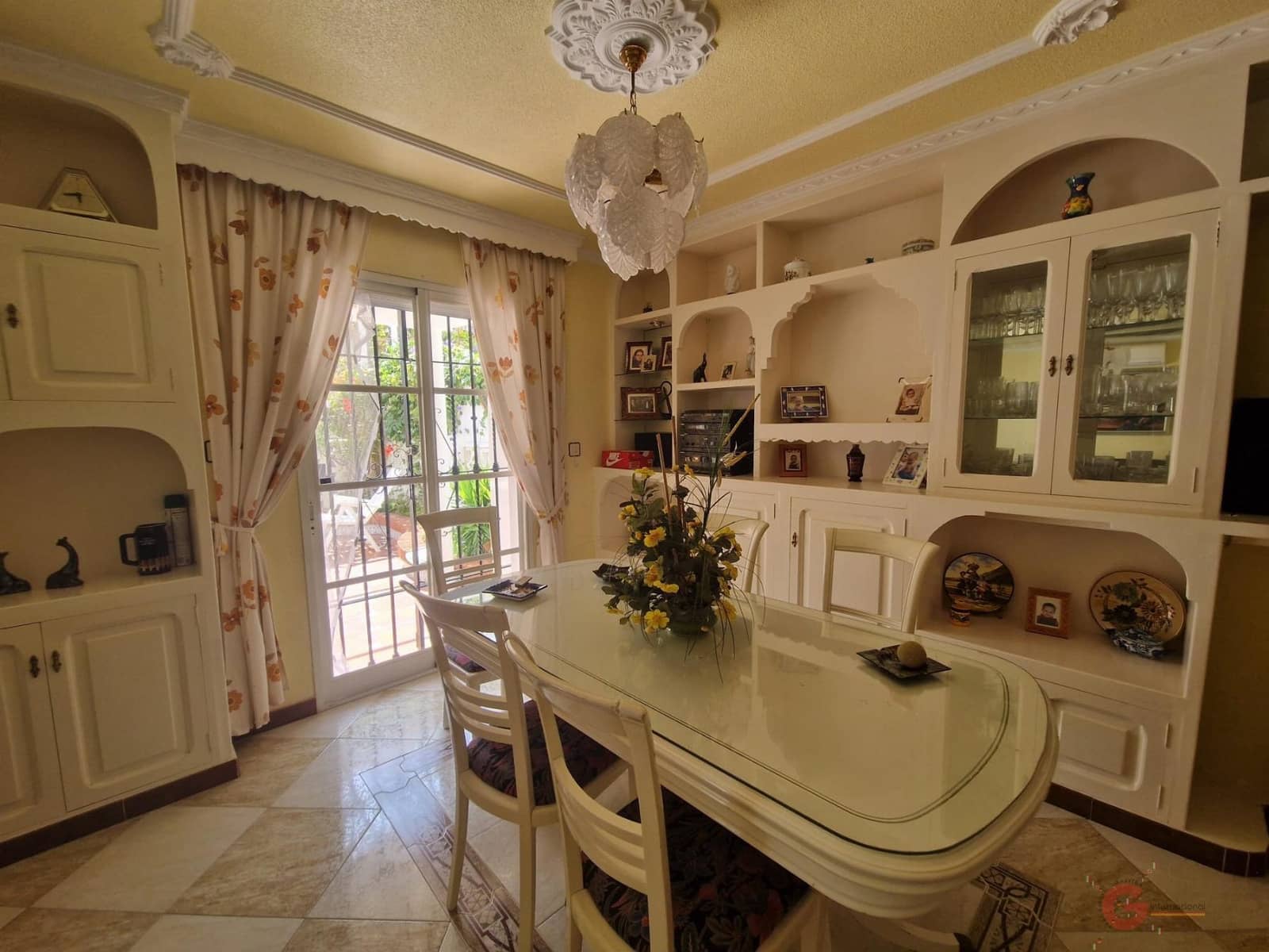 4 bedroom Villa for sale in Salobrena with pool - € 383,500 (Ref: 8505284)