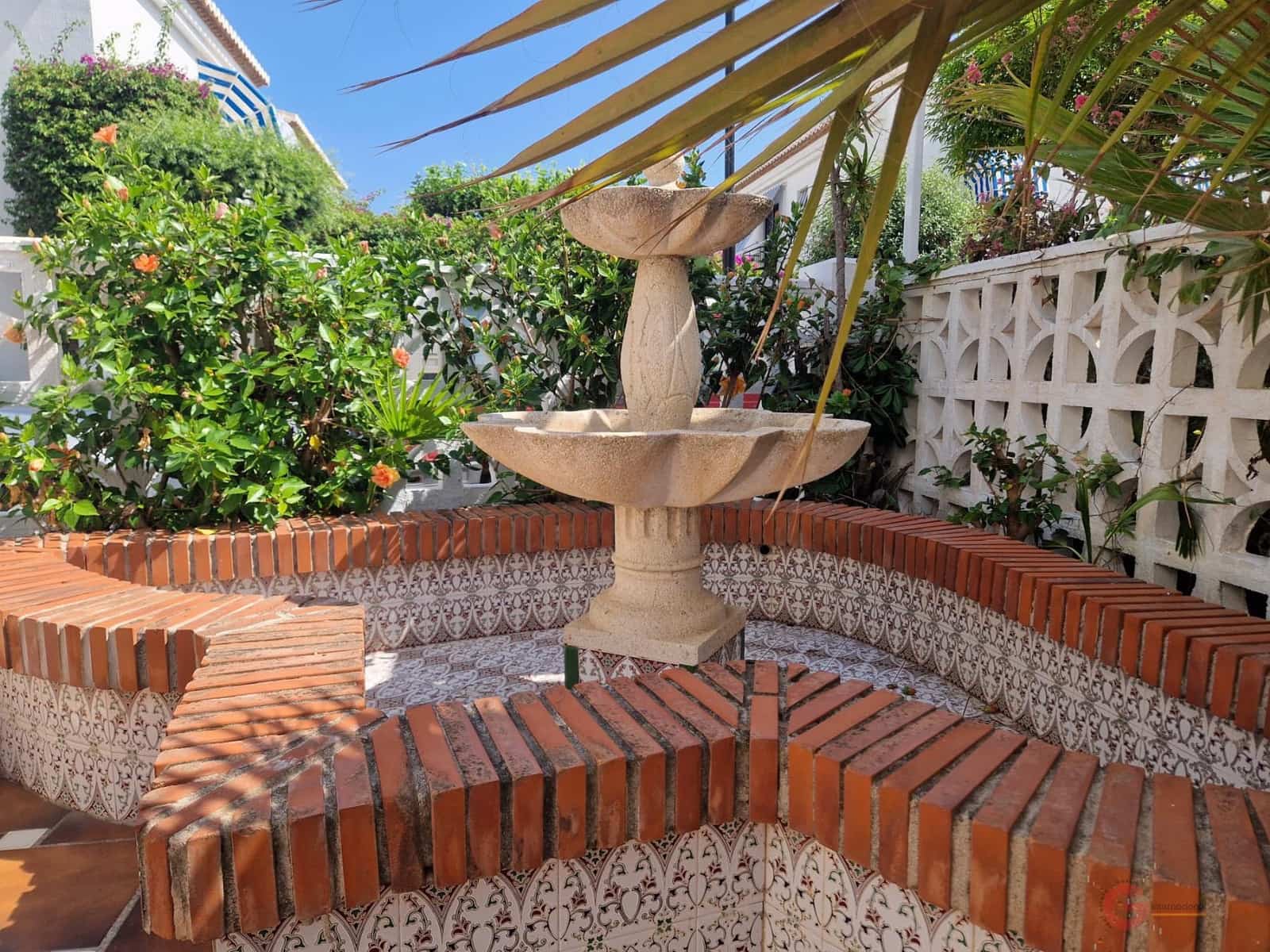 4 bedroom Villa for sale in Salobrena with pool - € 383,500 (Ref: 8505284)