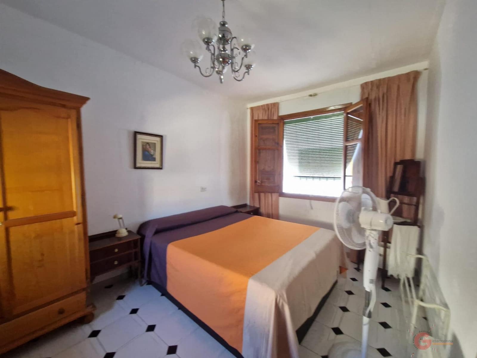 8 soverom Villa til salgs i Molvizar med garasje - € 162 000 (Ref: 8505289)