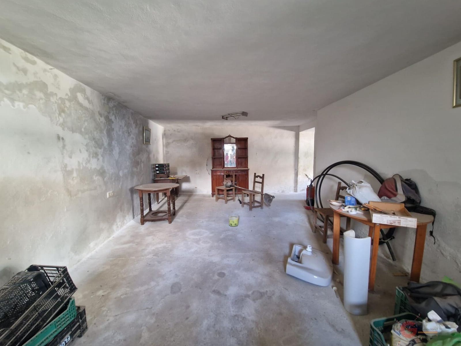 8 soverom Villa til salgs i Molvizar med garasje - € 162 000 (Ref: 8505289)