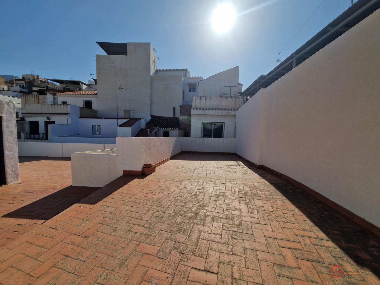 8 soverom Villa til salgs i Molvizar med garasje - € 162 000 (Ref: 8505289)